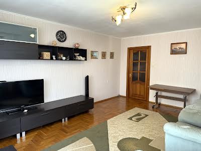 квартира по адресу Братів Зерових ул. (Червонопартизанська), 14-Б