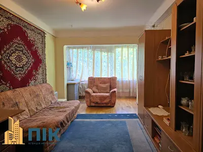 квартира за адресою Романа Ратушного вул. (Волгоградська), 33