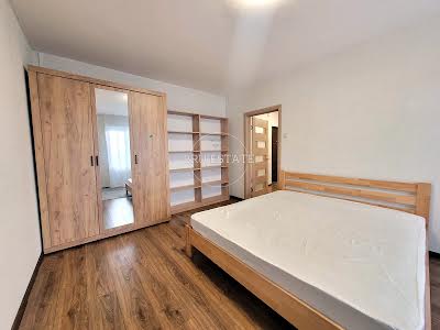 квартира по адресу Драгоманова ул., 8-Б