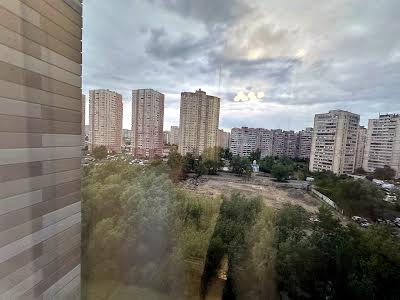 квартира по адресу Ревуцкого ул., 54-Б
