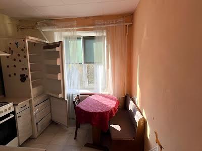квартира за адресою Авіаконструктора Антонова вул., 12