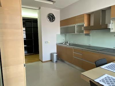 квартира за адресою Золотоворітська вул., 13