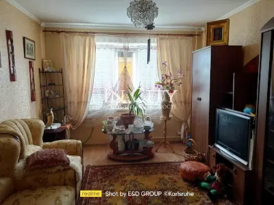 квартира за адресою Каштанова вул., 5