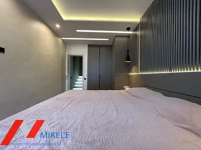 квартира за адресою Регенераторна вул., 4
