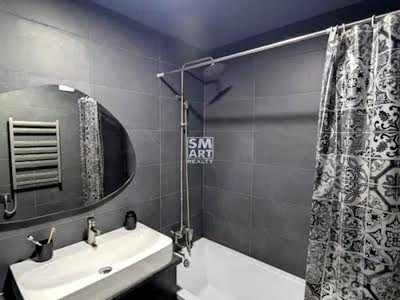 квартира за адресою Осіння вул., 38а