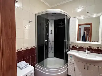 квартира за адресою Івана Крамського вул., 9