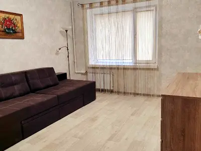 квартира за адресою Оноре де Бальзака вул., 4