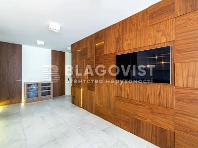 квартира за адресою Практична вул., 2