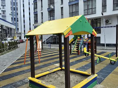 квартира за адресою Центральна вул., 21