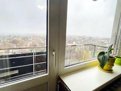 квартира за адресою Туркестанська вул., 30
