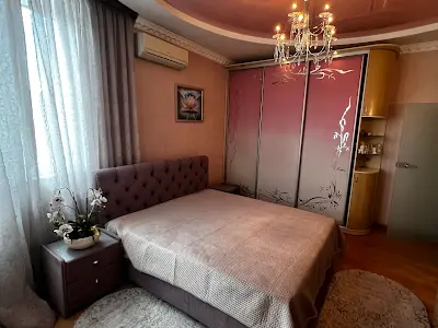 квартира за адресою Володимира Івасюка просп. (Героїв Сталінграду), 4