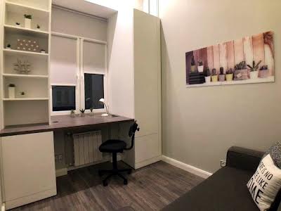 квартира за адресою Шота Руставелі вул., 24