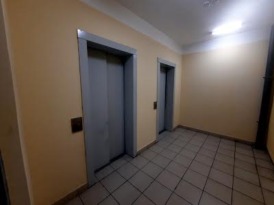 квартира за адресою Максима Кривоноса вул., 17