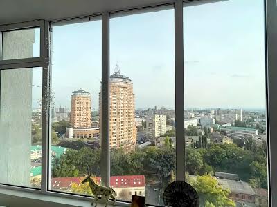 квартира за адресою Євгена Коновальця вул. (Щорса), 44а