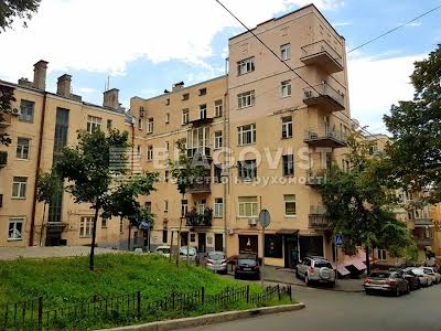 квартира за адресою Костельна вул., 6