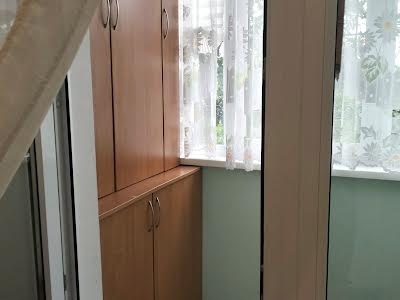 квартира за адресою Райдужна вул., 37