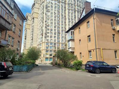 квартира за адресою Парково-Сирецька вул. (Тимофія Шамрила), 15-Б