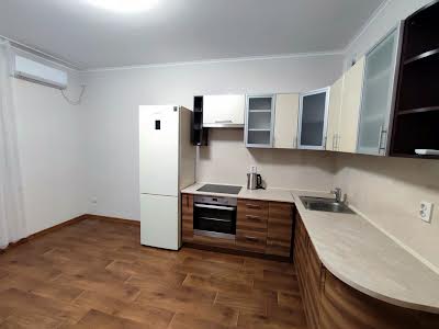 квартира за адресою Ревуцького вул., 54-Б