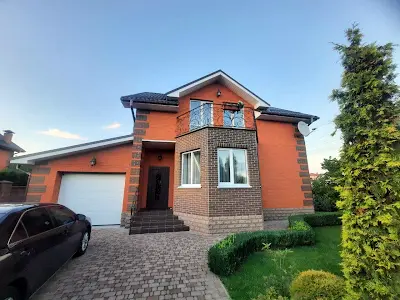 будинок за адресою с. Білогородка, Виноградна