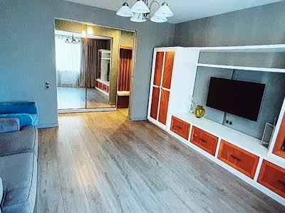квартира по адресу Половецкая ул., 16