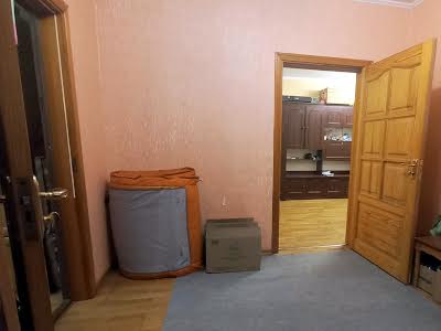 квартира за адресою Свободи просп., 38