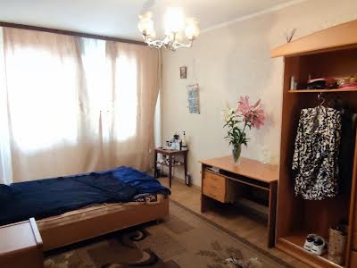 квартира за адресою Академіка Заболотного вул., 96