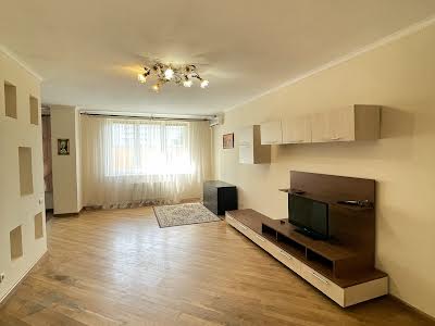 квартира по адресу Раисы Окипной ул., 8