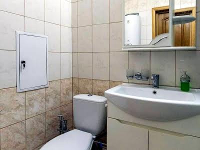 квартира по адресу Ревуцкого ул., 5