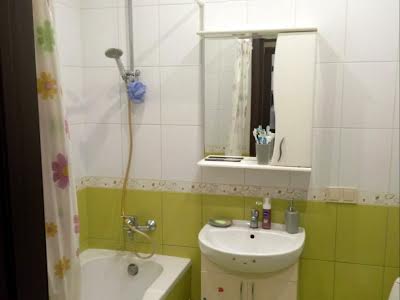 квартира за адресою Боголюбова вул., 8