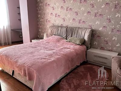 квартира за адресою Срібнокільська вул., 12