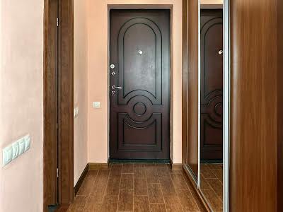 квартира за адресою Шота Руставелі вул., 44