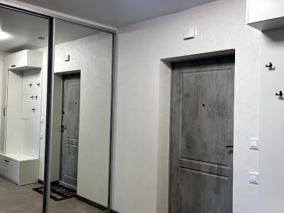 квартира по адресу Ревуцкого ул., 40-Б