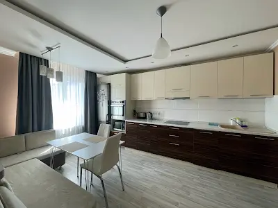 квартира за адресою Драгоманова вул., 1-Л