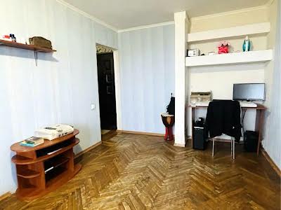 квартира за адресою Туркестанська вул., 30