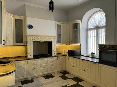 квартира за адресою Волоська вул., 37а