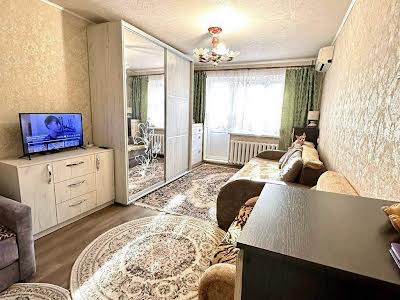 квартира за адресою Світла вул., 45