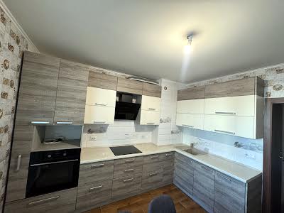 квартира за адресою Сергія Данченка вул., 3