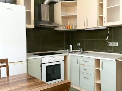 квартира за адресою Олени Пчілки вул., 2
