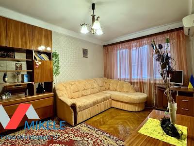 квартира по адресу Лейпцизька, 3