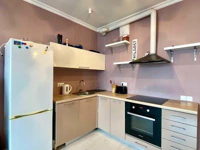 квартира за адресою Зарічна вул., 3-А