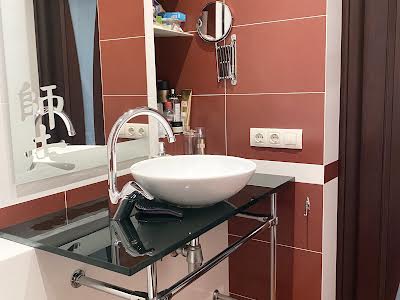 квартира за адресою Дніпровська набережна вул., 19