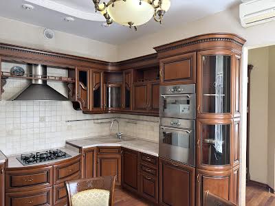 квартира за адресою Гоголівська вул., 10