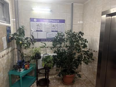 квартира за адресою Здолбунівська вул., 13