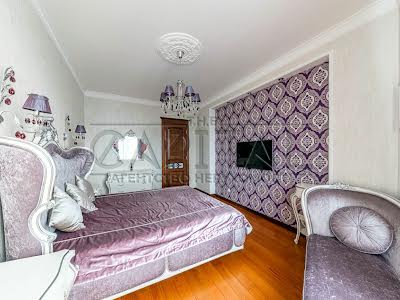 квартира за адресою Дмитрівська вул., 80