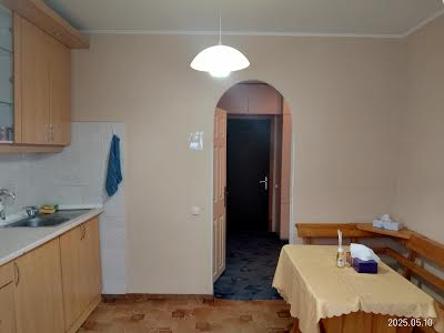 квартира за адресою Київ, Драгоманова вул., 40-Б