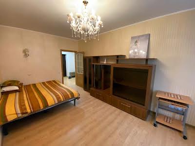 квартира за адресою Київ, Миколи Шепелєва вул., 5