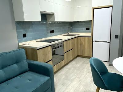 квартира за адресою Київ, Зарічна вул., 2