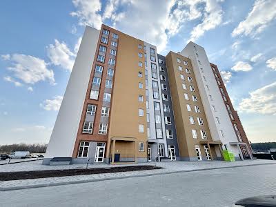 квартира за адресою Героїв Крут вул., 4