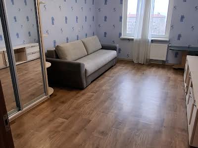 квартира за адресою Кургузова вул., 1а к2
