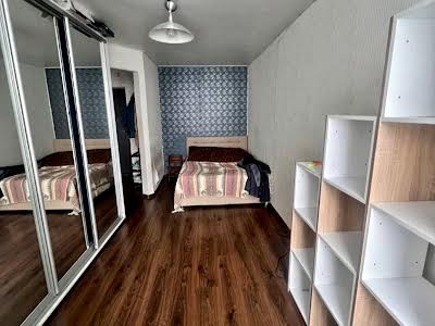 квартира по адресу с. Святопетровское, Тепличная ул., 48